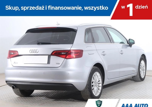 Audi A3 cena 52000 przebieg: 166960, rok produkcji 2014 z Ruciane-Nida małe 277